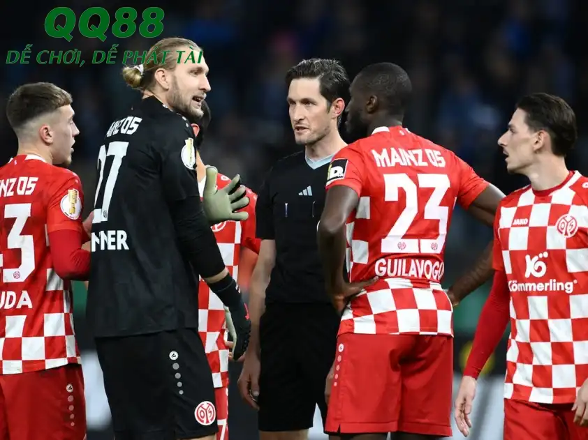 Mainz và Monchengladbach gặp nhau ở vòng 13 Bundesliga (Ảnh: Bundesliga) Mainz và Monchengladbach gặp nhau ở vòng 13 Bundesliga (Ảnh: Bundesliga)