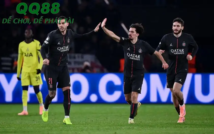 PSG được dự đoán sẽ chiến thắng để có mặt trong top 8. PSG được dự đoán sẽ chiến thắng để có mặt trong top 8.